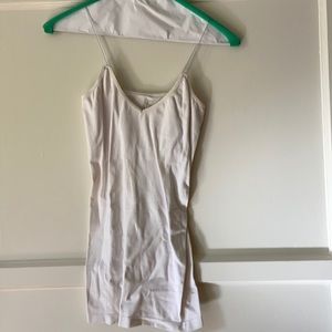 FREE PEOPLE WHITE VNECK SPAGHETTI STRAP CAMISOLE